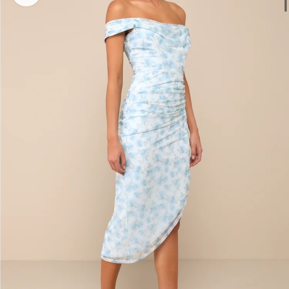 Lulus blue floral midi dress